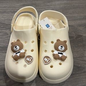 Kids Cream Bear Clogs